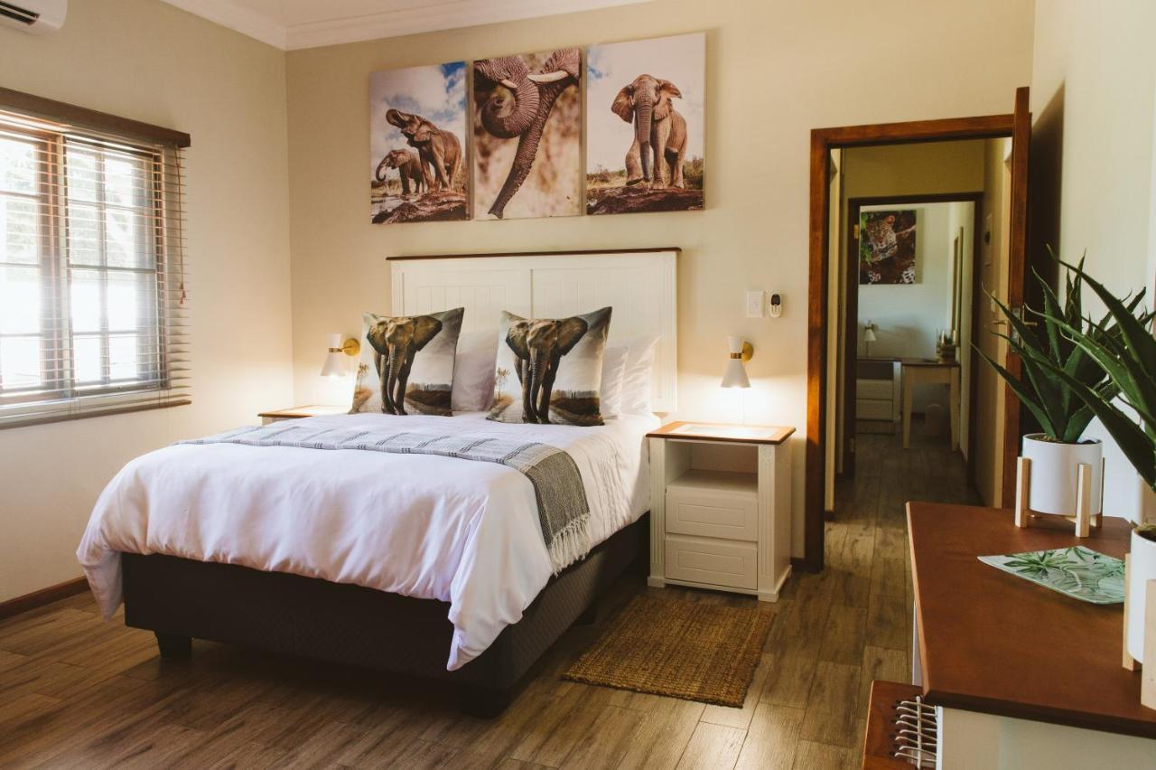 Monzi Safari Lodge Saint Lucia Estuary Exterior foto